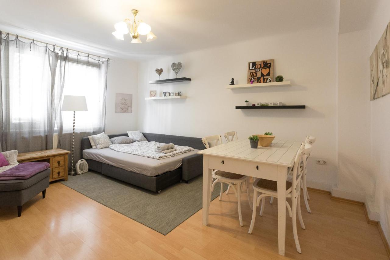 Gorgeous Hideout | City Center Apartment Wien Eksteriør billede