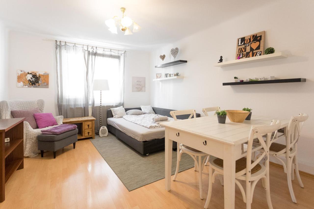 Gorgeous Hideout | City Center Apartment Wien Eksteriør billede